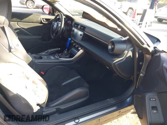 ✅ 2023 Toyota 86 Premium • VIN: JF1ZNBF14P8752502 • Лот: 43519746. Опубликован ранее на IAAI с пробегом 44 667 миль. Бесплатный доступ к архиву аукционных продаж из США и подробный отчёт об истории автомобиля на DreamBid. Изображение 5.