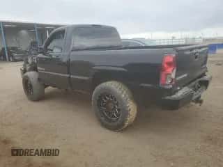 2005 Chevrolet Silverado 3500 с VIN 1GBJK34295E322324, выставлен на аукционе Copart как лот 55604185 с пробегом 246 422 миль миль и Списание • Salvage title. История ставок и продаж доступна на DreamBid. Изображение 2.