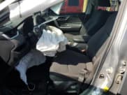 ✅ 2021 Toyota RAV4 LE • VIN: 2T3F1RFV0MW232498 • Лот: 52153165. Опубликован ранее на Copart с пробегом Не указан. Бесплатный доступ к архиву аукционных продаж из США и подробный отчёт об истории автомобиля на DreamBid. Изображение 7.