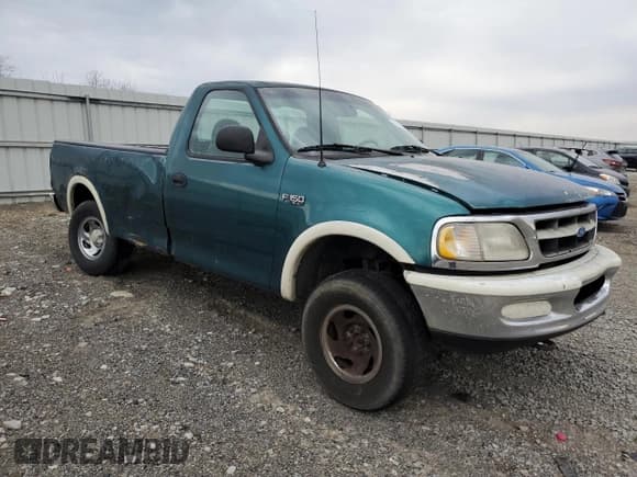 ✅ 1997 Ford F-150 • VIN: 1FTDF18W0VKC65074 • Lot: 50323755. Listed on Copart with 338,454 mi. Free auction sales archive from the USA and detailed vehicle history report at DreamBid. Image 4.