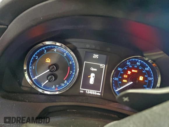 ✅ 2017 Toyota Corolla SE • VIN: 2T1BURHEXHC820637 • Лот: 93362945. Опубликован ранее на Copart с пробегом 124 692 миль. Бесплатный доступ к архиву аукционных продаж из США и подробный отчёт об истории автомобиля на DreamBid. Изображение 9.