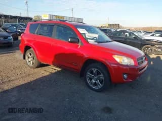 ✅ 2011 Toyota RAV4 Sport • VIN: 2T3RF4DV2BW107584 • Лот: 43620968. Опубликован ранее на IAAI с пробегом 194 717 миль. Бесплатный доступ к архиву аукционных продаж из США и подробный отчёт об истории автомобиля на DreamBid. Изображение 1.