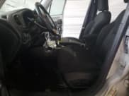 ✅ 2017 Jeep Renegade Latitude • VIN: ZACCJBBB2HPG48451 • Lot: 80492305. Listed on Copart with 119,322 mi. Free auction sales archive from the USA and detailed vehicle history report at DreamBid. Image 7.