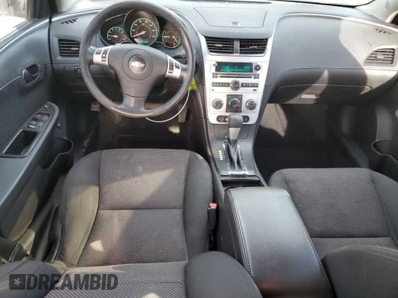 ✅ 2012 Chevrolet Malibu 1LT • VIN: 1G1ZC5E00CF150804 • Lot: 90137905. Wystawiony na Copart z przebiegiem 153 229 mil. Bezpłatny archiwum sprzedaży aukcyjnych z USA i szczegółowy raport historii pojazdu na DreamBid. Zdjęcie 8.