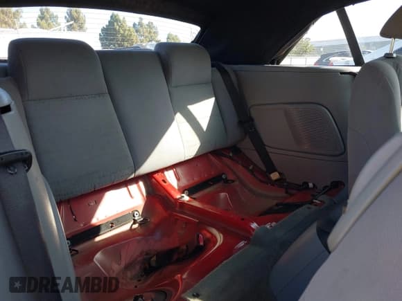 ✅ 2007 Ford Mustang Deluxe • VIN: 1ZVFT84N175265638 • Lot: 42944286. Listed on IAAI with 300,032 mi. Free auction sales archive from the USA and detailed vehicle history report at DreamBid. Image 8.