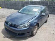 ✅ 2010 Volkswagen Golf • VIN: WVWDB7AJ0AW364638 • Lot: 42673534. Listed on IAAI with 175,778 mi. Free auction sales archive from the USA and detailed vehicle history report at DreamBid. Image 2.