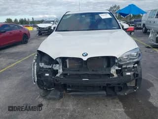 ✅ 2018 BMW X5 M • VIN: 5YMKT6C53J0Y83899 • Lot: 43655867. Wystawiony na IAAI z przebiegiem 37 734 mil. Bezpłatny archiwum sprzedaży aukcyjnych z USA i szczegółowy raport historii pojazdu na DreamBid. Zdjęcie 6.