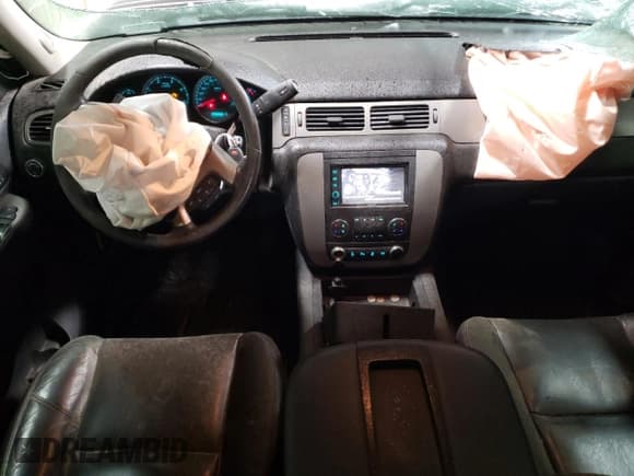 ✅ 2013 Chevrolet Silverado 2500HD LTZ • VIN: 1GC1KYE89DF208618 • Lot: 78528364. Wystawiony na Copart z przebiegiem 138 298 mil. Bezpłatny archiwum sprzedaży aukcyjnych z USA i szczegółowy raport historii pojazdu na DreamBid. Zdjęcie 8.