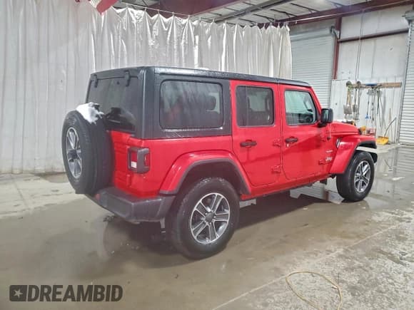 ✅ 2023 Jeep Wrangler Sahara • VIN: 1C4HJXEN9PW695048 • Лот: 95701765. Опубликован ранее на Copart с пробегом 62 693 миль. Бесплатный доступ к архиву аукционных продаж из США и подробный отчёт об истории автомобиля на DreamBid. Изображение 3.