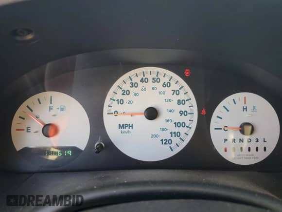 2006 Dodge Caravan SE с VIN 1D4GP25R36B736833, выставлен на аукционе Copart как лот 73666764 с пробегом 130 619 миль миль и Списание • Salvage title. История ставок и продаж доступна на DreamBid. Изображение 9.