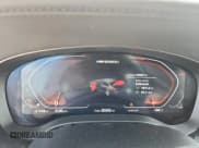 ✅ 2020 BMW 5 Series M550i xDrive • VIN: WBAJS7C02LCD05408 • Lot: 60268875. Wystawiony na Copart z przebiegiem 30 062 mil. Bezpłatny archiwum sprzedaży aukcyjnych z USA i szczegółowy raport historii pojazdu na DreamBid. Zdjęcie 9.