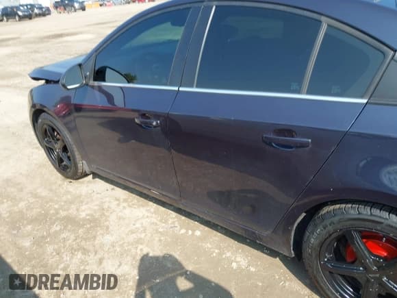 ✅ 2016 Chevrolet Cruze LT • VIN: 1G1PE5SB8G7105486 • Lot: 43157670. Listed on IAAI with 108,478 mi. Free auction sales archive from the USA and detailed vehicle history report at DreamBid. Image 14.