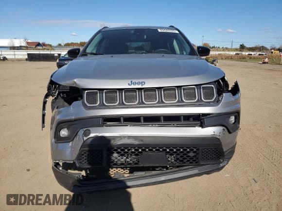 ✅ 2022 Jeep Compass Latitude • VIN: 3C4NJDBB8NT105615 • Lot: 89620325. Listed on Copart with 12,192 mi. Free auction sales archive from the USA and detailed vehicle history report at DreamBid. Image 5.