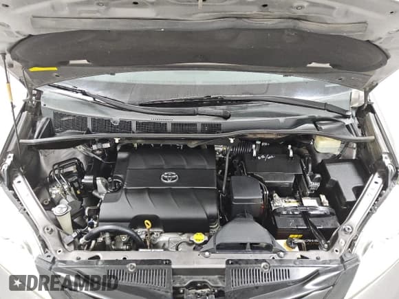 ✅ 2014 Toyota Sienna L • VIN: 5TDZK3DC1ES514595 • Lot: 91253725. Listed on Copart with 62,470 mi. Free auction sales archive from the USA and detailed vehicle history report at DreamBid. Image 12.