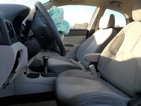 ✅ 2011 Hyundai Accent GS • VIN: KMHCM3AC9BU195874 • Лот: 86760024. Опубликован ранее на Copart с пробегом Не указан. Бесплатный доступ к архиву аукционных продаж из США и подробный отчёт об истории автомобиля на DreamBid. Изображение 7.