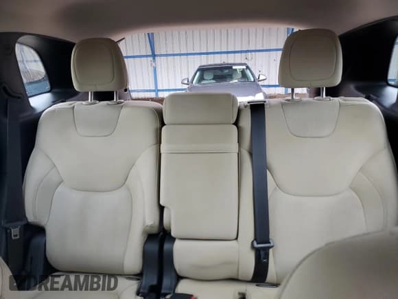 ✅ 2016 Jeep Cherokee Sport • VIN: 1C4PJMAS7GW267761 • Лот: 66961165. Опубликован ранее на Copart с пробегом 68 710 миль. Бесплатный доступ к архиву аукционных продаж из США и подробный отчёт об истории автомобиля на DreamBid. Изображение 10.