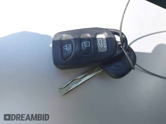 2011 Hyundai Sonata GLS z VIN 5NPEB4AC5BH264210, wystawiony jako IAAI lot #43177538 z przebiegiem 58 201 mil mil oraz . Historia ofert i sprzedaży dostępna na DreamBid. Obrazek 11.