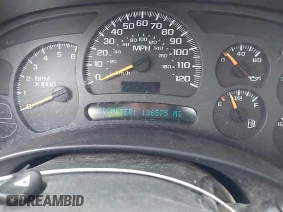 ✅ 2004 Chevrolet Silverado 1500 Work Truck • VIN: 1GCEC14X44Z284941 • Lot: 43755650. Listed on IAAI with 136,575 mi. Free auction sales archive from the USA and detailed vehicle history report at DreamBid. Image 6.