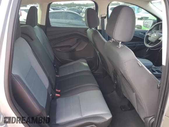 ✅ 2017 Ford Escape S • VIN: 1FMCU0F76HUB37126 • Лот: 91829365. Опубликован ранее на Copart с пробегом 29 324 миль. Бесплатный доступ к архиву аукционных продаж из США и подробный отчёт об истории автомобиля на DreamBid. Изображение 11.