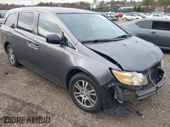 ✅ 2013 Honda Odyssey EX-L • VIN: 5FNRL5H6XDB020073 • Lot: 43653277. Wystawiony na IAAI z przebiegiem 172 729 mil. Bezpłatny archiwum sprzedaży aukcyjnych z USA i szczegółowy raport historii pojazdu na DreamBid. Zdjęcie 1.