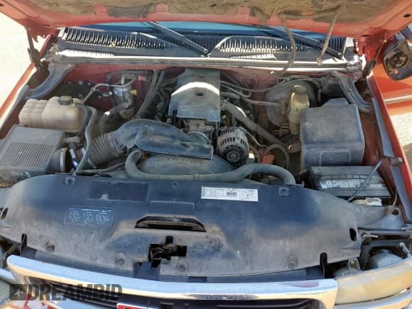 ✅ 1999 GMC Sierra 1500 SLE • VIN: 2GTEK19TXX1525911 • Лот: 66195885. Опубликован ранее на Copart с пробегом 295 953 миль. Бесплатный доступ к архиву аукционных продаж из США и подробный отчёт об истории автомобиля на DreamBid. Изображение 11.