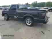 2002 Chevrolet S-10 LS with VIN 1GCCS145528106855, listed as a Copart auction lot 60869495 with 144,247 mi miles and Salvage title. Bid and sale history available at DreamBid. Image 2.