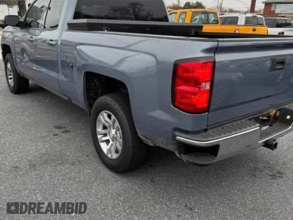 ✅ 2016 Chevrolet Silverado 1500 LT • VIN: 1GCVKREC2GZ102803 • Лот: 92092265. Опубликован ранее на Copart с пробегом 183 269 миль. Бесплатный доступ к архиву аукционных продаж из США и подробный отчёт об истории автомобиля на DreamBid. Изображение 3.