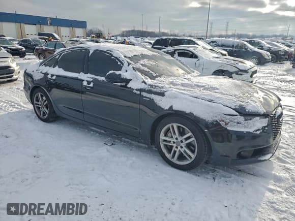 ✅ 2012 Audi A6 Premium • VIN: WAUBGAFC2CN005393 • Lot: 93933405. Wystawiony na Copart z przebiegiem 146 273 mil. Bezpłatny archiwum sprzedaży aukcyjnych z USA i szczegółowy raport historii pojazdu na DreamBid. Zdjęcie 4.