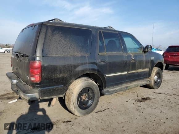 ✅ 1998 Ford Expedition XLT • VIN: 1FMRU18W9WLB45938 • Лот: 46997505. Опубликован ранее на Copart с пробегом 162 797 миль. Бесплатный доступ к архиву аукционных продаж из США и подробный отчёт об истории автомобиля на DreamBid. Изображение 3.