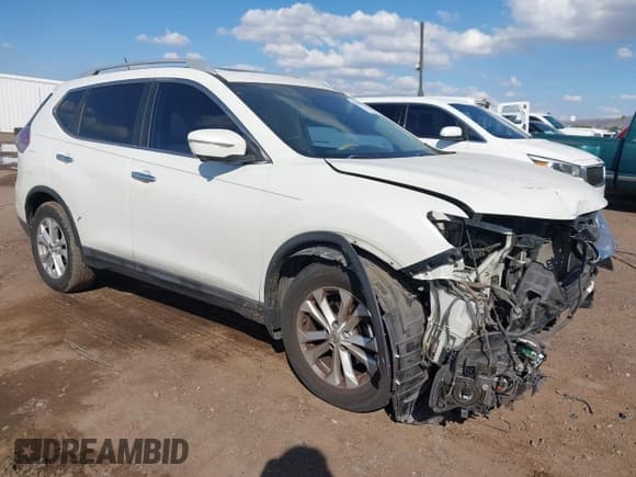 ✅ 2015 Nissan Rogue SL • VIN: 5N1AT2MT6FC873895 • Lot: 42420555. Wystawiony na IAAI z przebiegiem 130 648 mil. Bezpłatny archiwum sprzedaży aukcyjnych z USA i szczegółowy raport historii pojazdu na DreamBid. Zdjęcie 1.