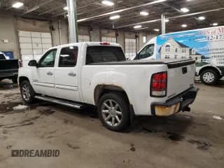 ✅ 2008 GMC Sierra Denali • VIN: 2GTEK638081331942 • Lot: 85967494. Wystawiony na Copart z przebiegiem 193 447 mil. Bezpłatny archiwum sprzedaży aukcyjnych z USA i szczegółowy raport historii pojazdu na DreamBid. Zdjęcie 2.