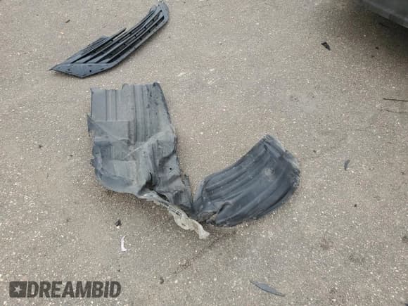 ✅ 2013 Toyota Sienna LE • VIN: 5TDKK3DC0DS351356 • Lot: 90577385. Wystawiony na Copart z przebiegiem 183 215 mil. Bezpłatny archiwum sprzedaży aukcyjnych z USA i szczegółowy raport historii pojazdu na DreamBid. Zdjęcie 13.