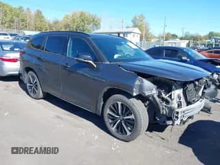 ✅ 2021 Toyota Highlander XSE • VIN: 5TDLZRBH4MS154336 • Lot: 43469639. Listed on IAAI with 52,573 mi. Free auction sales archive from the USA and detailed vehicle history report at DreamBid. Image 1.