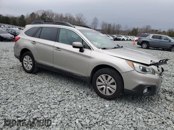 ✅ 2015 Subaru Outback Premium • VIN: 4S4BSBDCXF3262811 • Lot: 44469645. Listed on Copart with 143,078 mi. Free auction sales archive from the USA and detailed vehicle history report at DreamBid. Image 4.