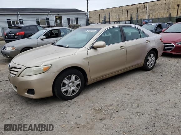 ✅ 2011 Toyota Camry LE • VIN: 4T1BF3EK0BU603752 • Lot: 93420765. Listed on Copart with 209,359 mi. Free auction sales archive from the USA and detailed vehicle history report at DreamBid. Image 1.