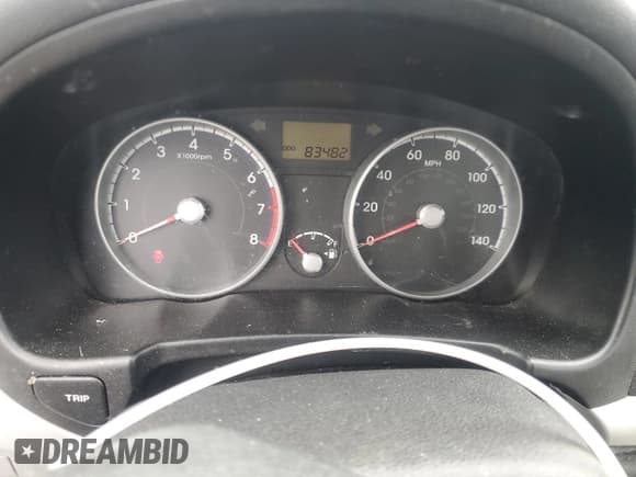 ✅ 2010 Hyundai Accent GLS • VIN: KMHCN4AC6AU470070 • Лот: 88598445. Опубликован ранее на Copart с пробегом 83 482 миль. Бесплатный доступ к архиву аукционных продаж из США и подробный отчёт об истории автомобиля на DreamBid. Изображение 9.