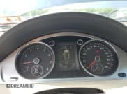 ✅ 2012 Volkswagen CC Lux Plus • VIN: WVWHP7AN8CE513747 • Lot: 61809995. Listed on Copart with 133,184 mi. Free auction sales archive from the USA and detailed vehicle history report at DreamBid. Image 9.