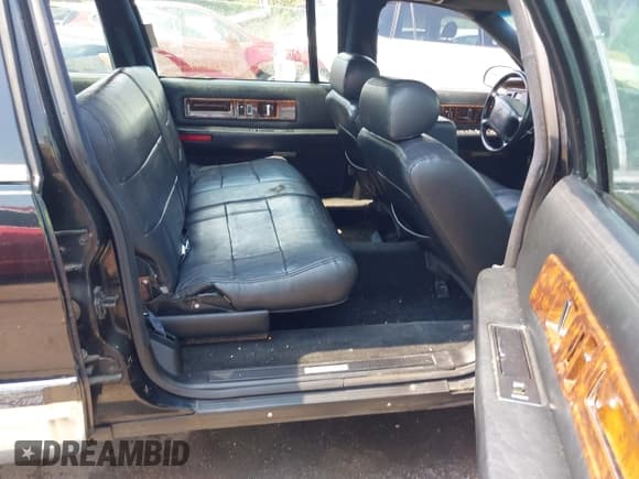 ✅ 1996 Cadillac Fleetwood • VIN: 1G6DW52P7TR709874 • Лот: 42841821. Опубликован ранее на IAAI с пробегом Не указан. Бесплатный доступ к архиву аукционных продаж из США и подробный отчёт об истории автомобиля на DreamBid. Изображение 8.