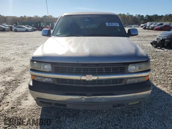 ✅ 2000 Chevrolet Silverado 1500 LS • VIN: 2GCEC19T1Y1360894 • Lot: 91810005. Listed on Copart with 144,387 mi. Free auction sales archive from the USA and detailed vehicle history report at DreamBid. Image 5.