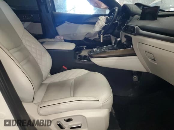 ✅ 2022 Mazda CX-9 Signature • VIN: JM3TCBEY0N0620425 • Лот: 92033295. Опубликован ранее на Copart с пробегом 47 154 миль. Бесплатный доступ к архиву аукционных продаж из США и подробный отчёт об истории автомобиля на DreamBid. Изображение 7.