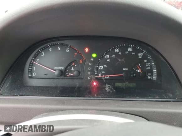 ✅ 2002 Toyota Camry LE • VIN: JTDBE32K220136952 • Лот: 93010485. Опубликован ранее на Copart с пробегом 214 216 миль. Бесплатный доступ к архиву аукционных продаж из США и подробный отчёт об истории автомобиля на DreamBid. Изображение 9.