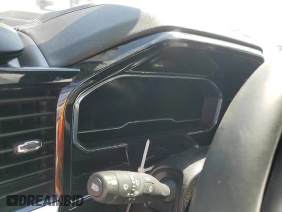 ✅ 2024 Chevrolet Silverado 1500 LTZ • VIN: 1GCPAEED7RZ139782 • Lot: 74360634. Wystawiony na Copart z przebiegiem Nie podano. Bezpłatny archiwum sprzedaży aukcyjnych z USA i szczegółowy raport historii pojazdu na DreamBid. Zdjęcie 9.