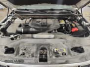 ✅ 2024 Jeep Wagoneer Series II • VIN: 1C4SJVBP3RS172571 • Lot: 92419605. Wystawiony na Copart z przebiegiem 50 316 mil. Bezpłatny archiwum sprzedaży aukcyjnych z USA i szczegółowy raport historii pojazdu na DreamBid. Zdjęcie 12.