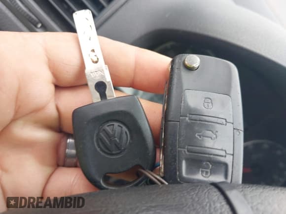 ✅ 2008 Volkswagen Rabbit S • VIN: WVWBA71K88W113542 • Lot: 42368934. Listed on IAAI with 101,785 mi. Free auction sales archive from the USA and detailed vehicle history report at DreamBid. Image 11.