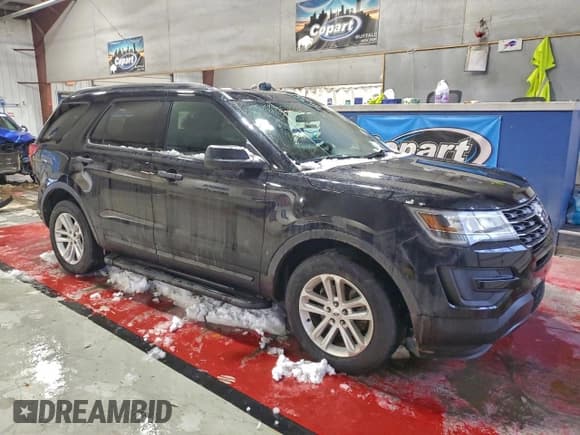 ✅ 2017 Ford Explorer • VIN: 1FM5K8B80HGC65131 • Lot: 95300575. Wystawiony na Copart z przebiegiem 62 279 mil. Bezpłatny archiwum sprzedaży aukcyjnych z USA i szczegółowy raport historii pojazdu na DreamBid. Zdjęcie 4.