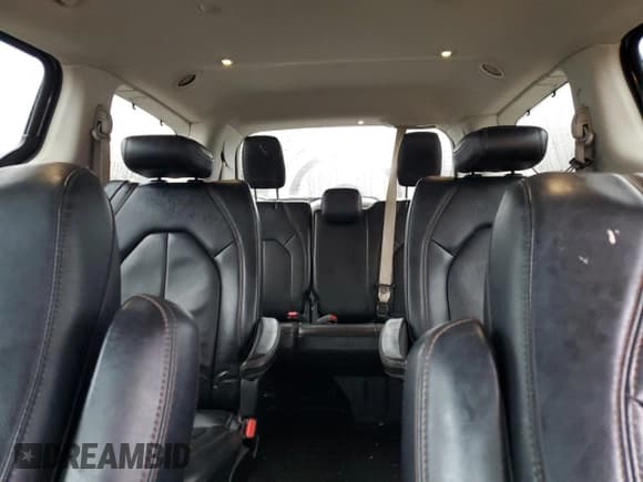 ✅ 2020 Chrysler Pacifica Touring L • VIN: 2C4RC1BG8LR268903 • Лот: 80949114. Опубликован ранее на Copart с пробегом 144 725 миль. Бесплатный доступ к архиву аукционных продаж из США и подробный отчёт об истории автомобиля на DreamBid. Изображение 10.