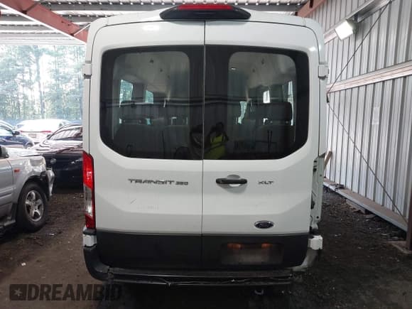 ✅ 2023 Ford Transit Passenger XL • VIN: 1FBAX2C89PKA94069 • Lot: 43006053. Listed on IAAI with 68,997 mi. Free auction sales archive from the USA and detailed vehicle history report at DreamBid. Image 16.