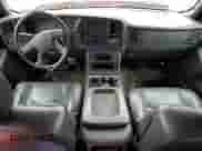 ✅ 2006 Chevrolet Silverado 1500 LS • VIN: 2GCEK19B861263733 • Lot: 80941984. Wystawiony na Copart z przebiegiem 250 132 mil mil. Skorzystaj z bezpłatnego archiwum sprzedaży aukcyjnych z USA i zobacz szczegółowy raport historii pojazdu na DreamBid. Zdjęcie 8.