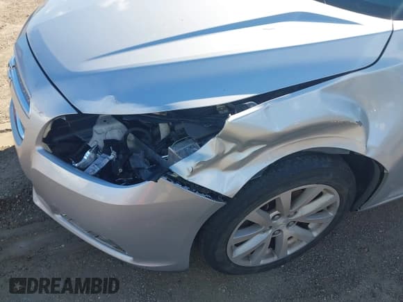 ✅ 2013 Chevrolet Malibu LTZ • VIN: 1G11H5SA7DF308505 • Lot: 43578971. Listed on IAAI with 252,140 mi. Free auction sales archive from the USA and detailed vehicle history report at DreamBid. Image 6.