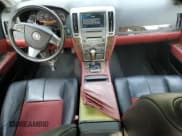 ✅ 2008 Cadillac STS-V • VIN: 1G6DX67DX80198433 • Lot: 64023515. Wystawiony na Copart z przebiegiem 80 378 mil. Bezpłatny archiwum sprzedaży aukcyjnych z USA i szczegółowy raport historii pojazdu na DreamBid. Zdjęcie 8.